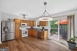 6914 Ridge Way Dr, Fredericksburg, VA 22407 - Photo 9