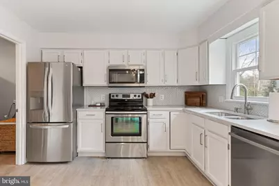 12005 Arbor Glen Drive, Fredericksburg, VA 22407 - Photo 9