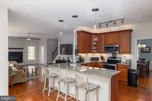 10910 Cinnamon Teal Dr, Spotsylvania, VA 22553 - Photo 5