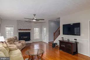 10910 Cinnamon Teal Dr, Spotsylvania, VA 22553 - Photo 7