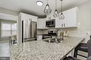 11709 Woodland View Dr, Fredericksburg, VA 22407 - Photo 9