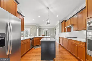 7022 Barclay Dr, Fredericksburg, VA 22407 - Photo 11