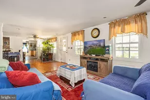 8029 Flippo Dr, Fredericksburg, VA 22408 - Photo 11