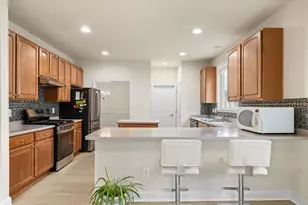 5327 W Philippi Pl, Fredericksburg, VA 22407 - Photo 15