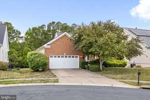 5327 W Philippi Pl, Fredericksburg, VA 22407 - Photo 7