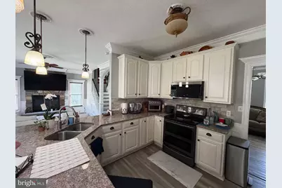 11207 Spring Meadow Boulevard, Fredericksburg, VA 22407 - Photo 15