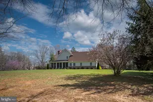 10752 Bridlerein Ct, Spotsylvania, VA 22553 - Photo 59