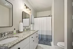 10752 Bridlerein Ct, Spotsylvania, VA 22553 - Photo 39