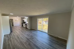 10504 Benchmark Rd, Fredericksburg, VA 22408 - Photo 19