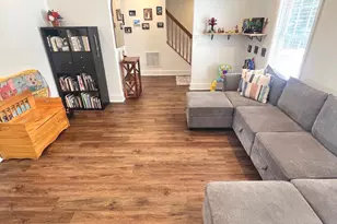 2405 Gifhorn Ct, Fredericksburg, VA 22408 - Photo 9