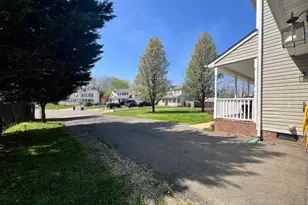 2405 Gifhorn Ct, Fredericksburg, VA 22408 - Photo 3