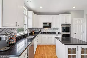 5225 Windbreak Dr, Fredericksburg, VA 22407 - Photo 25