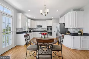 5225 Windbreak Dr, Fredericksburg, VA 22407 - Photo 3