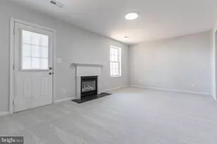 7308 Wytheville Cir, Fredericksburg, VA 22407 - Photo 9