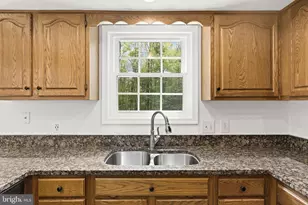 7300 River Rd, Fredericksburg, VA 22407 - Photo 15