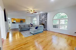 9811 Fendale Ln, Fredericksburg, VA 22408 - Photo 3