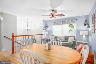 704 Candle Ridge Ct, Fredericksburg, VA 22407 - Photo 5
