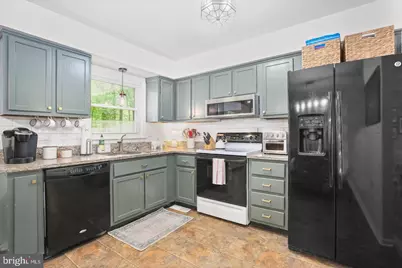 704 Candle Ridge Court, Fredericksburg, VA 22407 - Photo 7