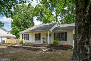 7404 N Katie Dr, Fredericksburg, VA 22407 - Photo 7