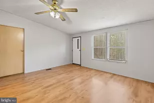 4703 Holly Dr, Partlow, VA 22534 - Photo 3