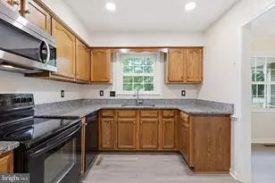 10800 Woodland Dr, Fredericksburg, VA 22407 - Photo 3