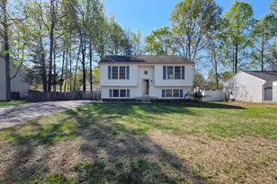 11913 Hunting Ridge Dr, Fredericksburg, VA 22407 - Photo 3