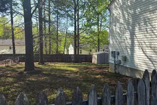 11913 Hunting Ridge Dr, Fredericksburg, VA 22407 - Photo 5