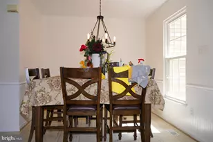 4004 Fountain Bridge Ct, Fredericksburg, VA 22408 - Photo 3