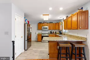 7920 S Woods Dr, Fredericksburg, VA 22408 - Photo 9