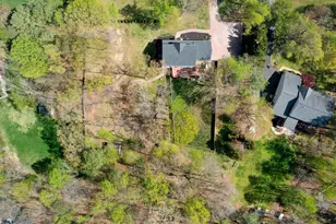 7920 S Woods Dr, Fredericksburg, VA 22408 - Photo 9