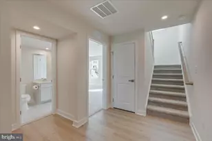 9287 Tanfield Dr, Fredericksburg, VA 22408 - Photo 7