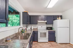 11615 Kenton Dr, Fredericksburg, VA 22407 - Photo 5
