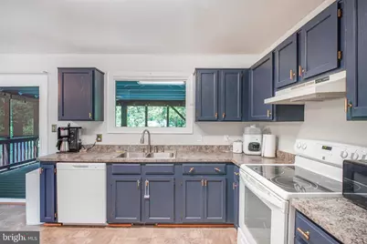 11615 Kenton Drive, Fredericksburg, VA 22407 - Photo 7