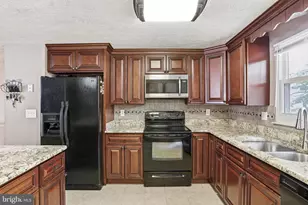 308 Patterson Ave, Fredericksburg, VA 22407 - Photo 11