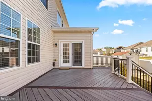 1725 Hudgins Farm Cir, Fredericksburg, VA 22408 - Photo 17