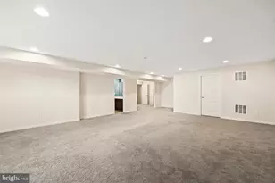 1725 Hudgins Farm Cir, Fredericksburg, VA 22408 - Photo 21