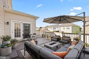 1725 Hudgins Farm Cir, Fredericksburg, VA 22408 - Photo 15