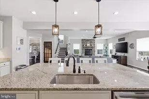7804 Hermitage Dr, Fredericksburg, VA 22407 - Photo 15