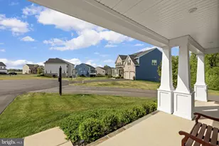 1821 Legacy Ln, Fredericksburg, VA 22408 - Photo 5