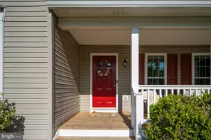 10127 New Scotland Dr, Fredericksburg, VA 22408 - Photo 9