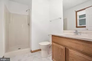 619 Shamrock Dr, Fredericksburg, VA 22407 - Photo 27