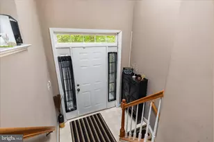 5700 Falls Way Ct, Fredericksburg, VA 22407 - Photo 3