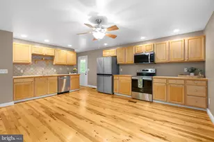 10201 Mill Pond Rd, Spotsylvania, VA 22551 - Photo 3