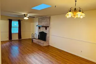 212 Gerber Dr, Fredericksburg, VA 22408 - Photo 3