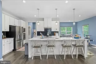 5018 Birch Leaf Cir, Fredericksburg, VA 22407 - Photo 7