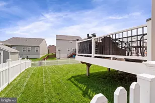 5316 Holley Oak Ln, Fredericksburg, VA 22407 - Photo 7