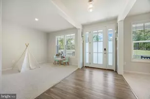 8028 Ashford Dr, Fredericksburg, VA 22407 - Photo 5