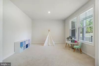 8028 Ashford Drive, Fredericksburg, VA 22407 - Photo 7