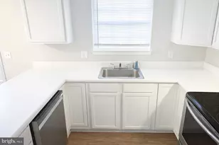9947 Matti Hill Ct, Fredericksburg, VA 22408 - Photo 5