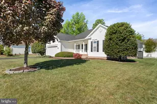 2707 Glendas Way, Fredericksburg, VA 22408 - Photo 5